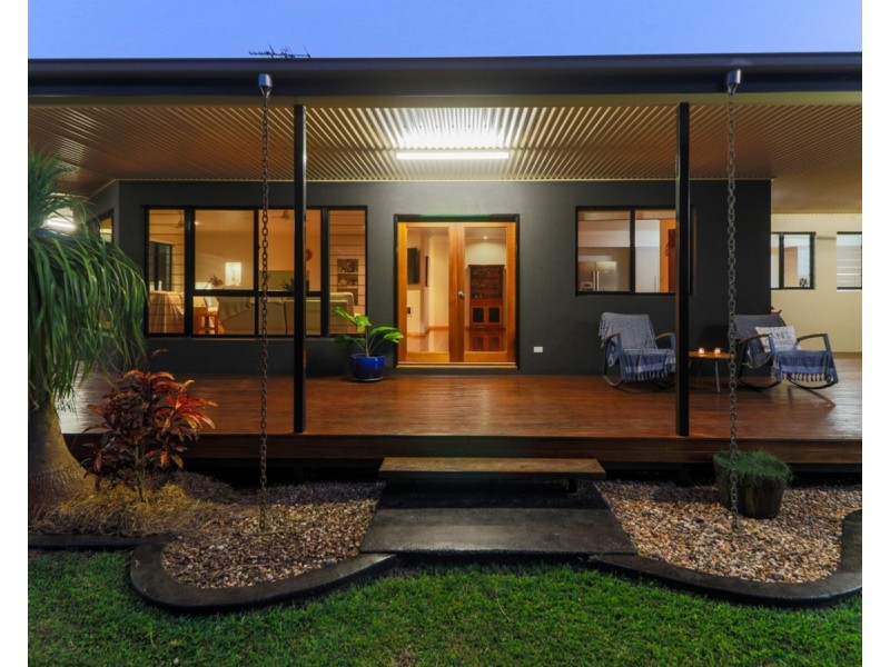 44 Mountain View Drive, Atherton QLD 4883