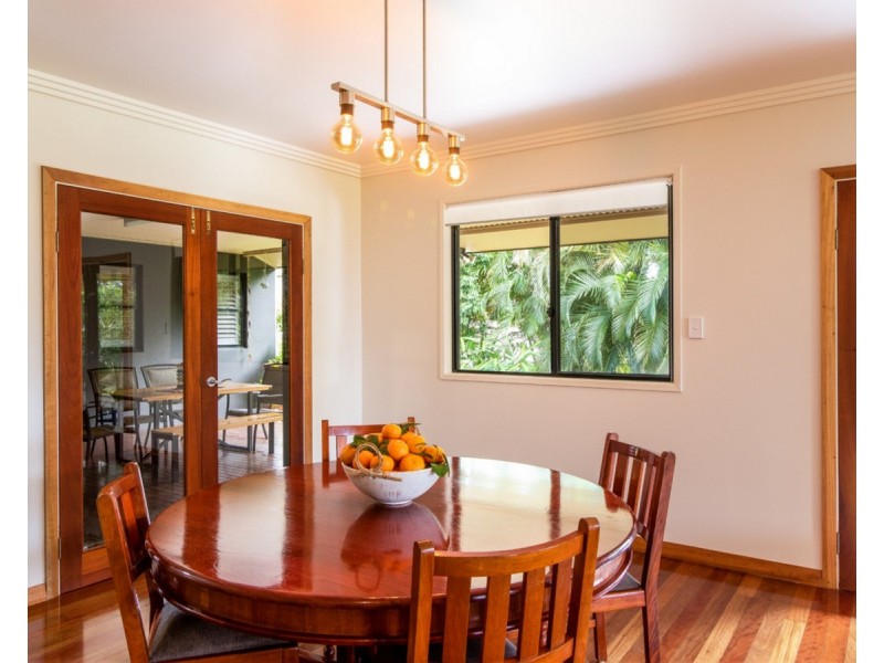 44 Mountain View Drive, Atherton QLD 4883