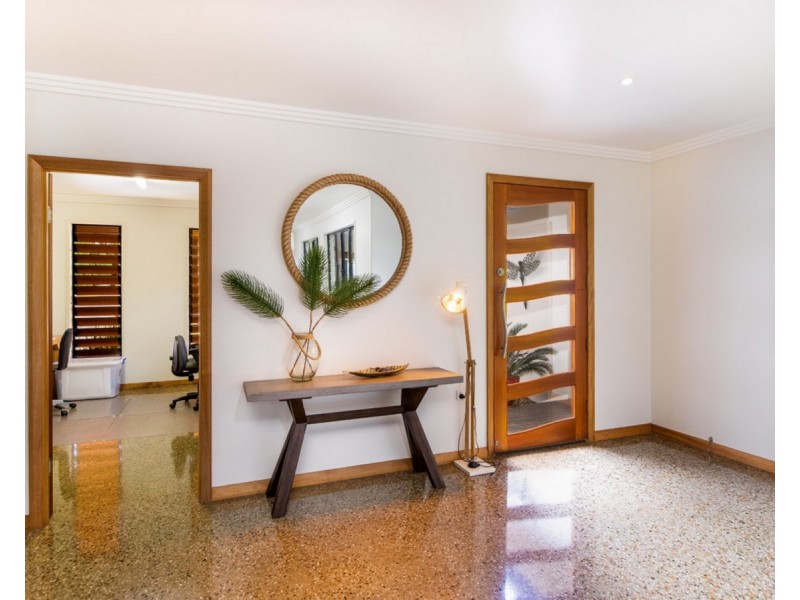 44 Mountain View Drive, Atherton QLD 4883