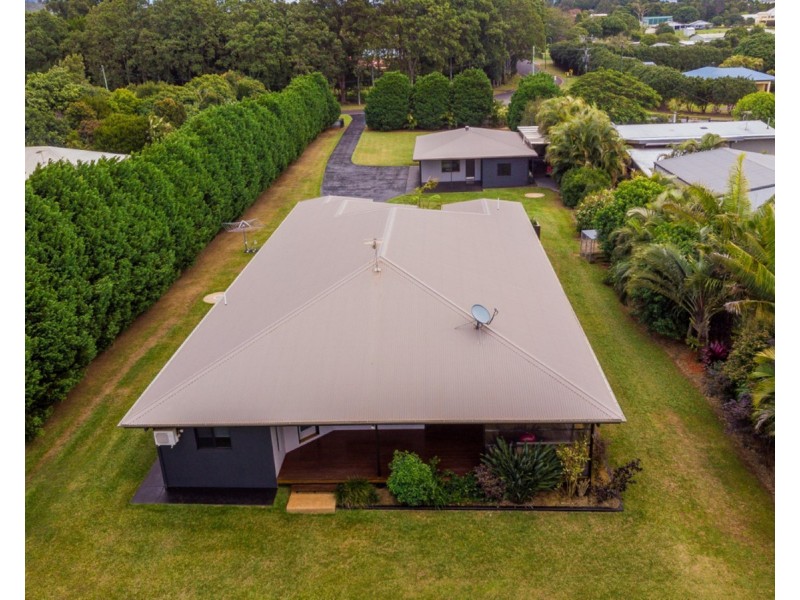 44 Mountain View Drive, Atherton QLD 4883