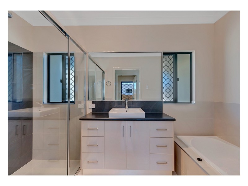 1 Michelina Close, Mareeba QLD 4880