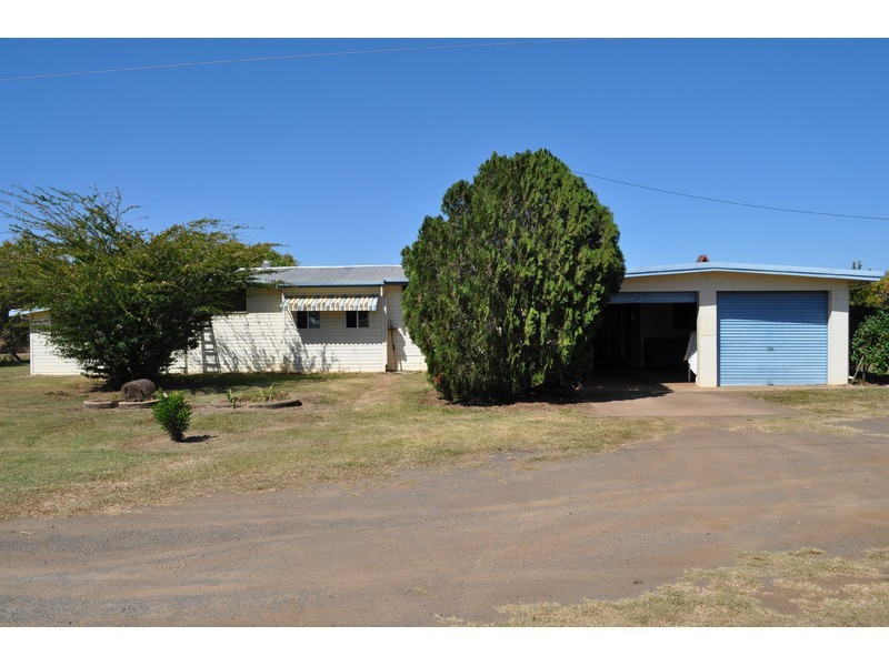 207 Martin Avenue, Mareeba QLD 4880