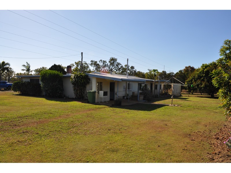 207 Martin Avenue, Mareeba QLD 4880