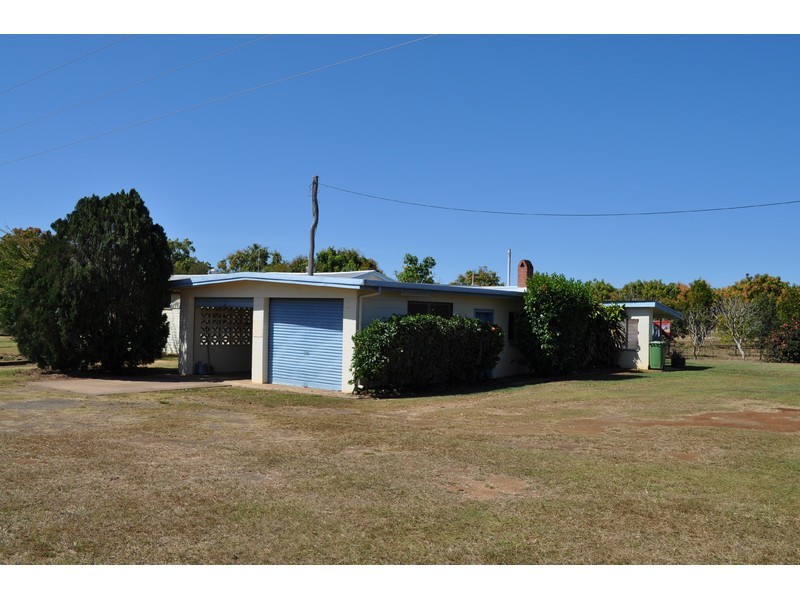 207 Martin Avenue, Mareeba QLD 4880