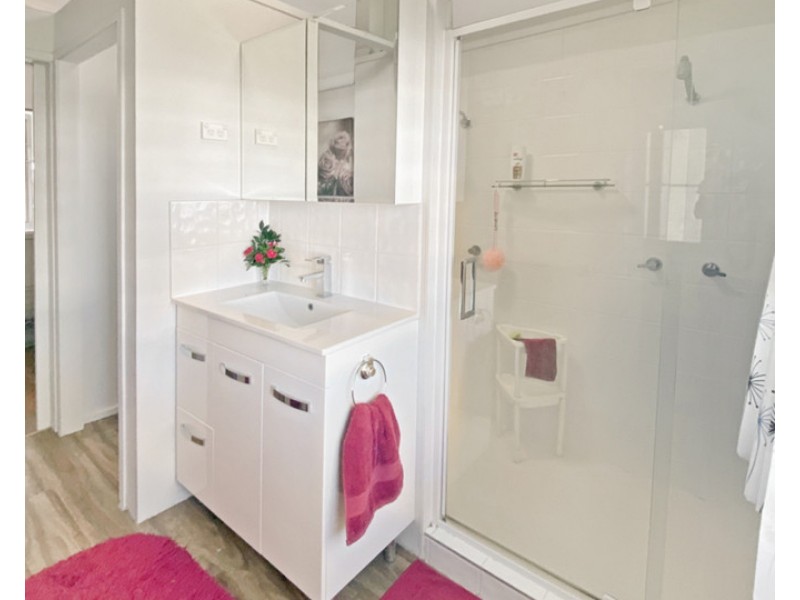 4 Pares Street, Mareeba QLD 4880