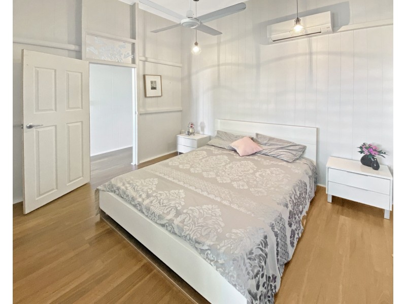 4 Pares Street, Mareeba QLD 4880