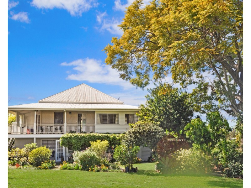 4 Pares Street, Mareeba QLD 4880