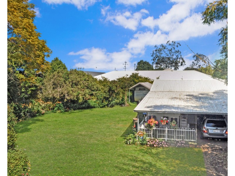 4 Pares Street, Mareeba QLD 4880