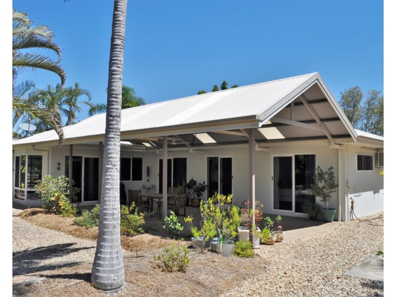 7 Debel Close, Mareeba QLD 4880