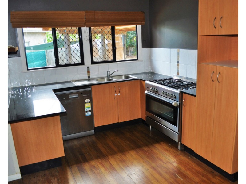 8 Meehan Street, Mareeba QLD 4880