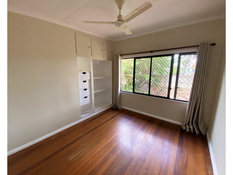 8 Meehan Street, Mareeba QLD 4880