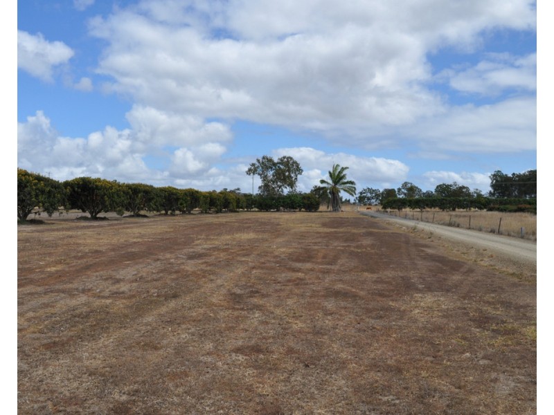 215 Malone Road, Mareeba QLD 4880
