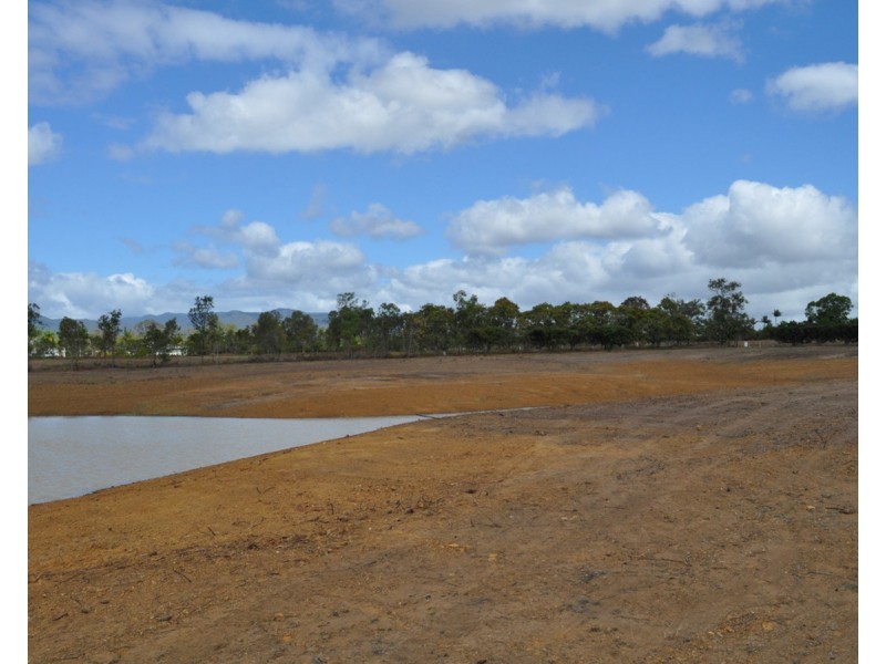 215 Malone Road, Mareeba QLD 4880
