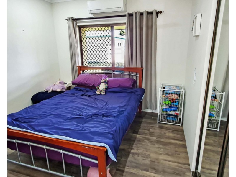 11 Donlen Street, Mareeba QLD 4880