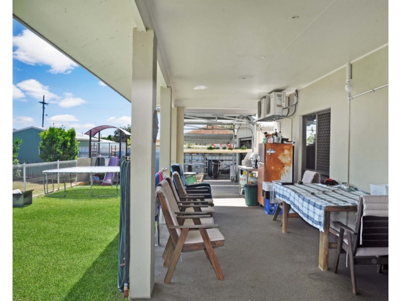 11 Donlen Street, Mareeba QLD 4880