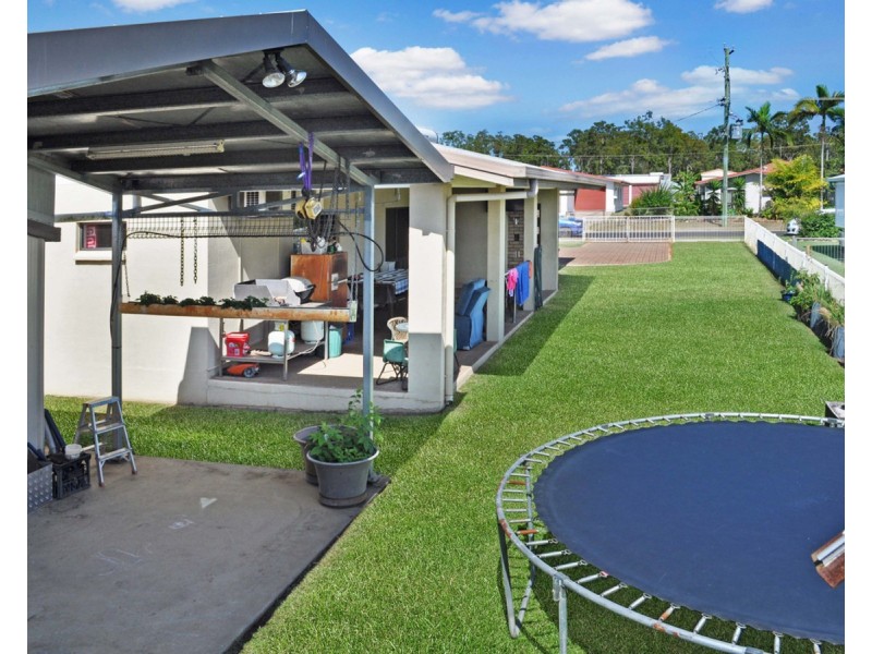 11 Donlen Street, Mareeba QLD 4880