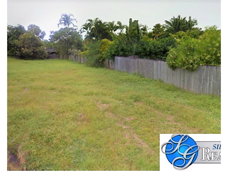 6 Garlock Close, Clifton Beach QLD 4879