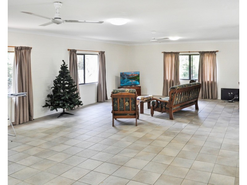 10 Beames Street, Mareeba QLD 4880