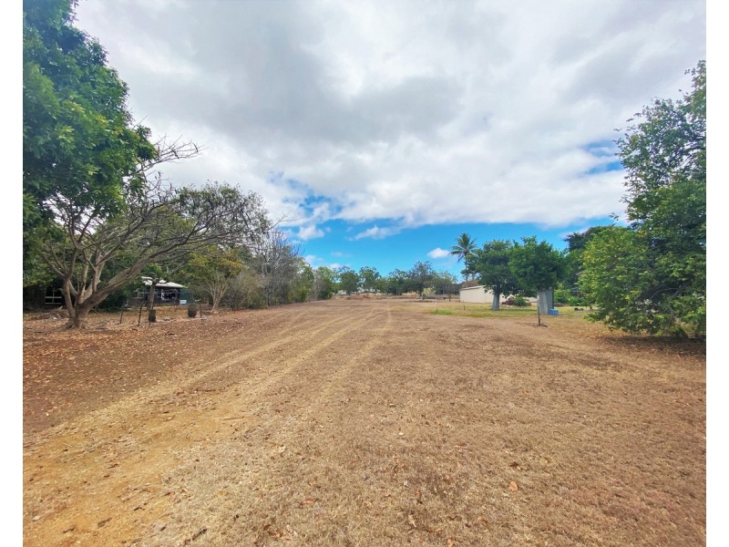 12 Beames Street, Mareeba QLD 4880
