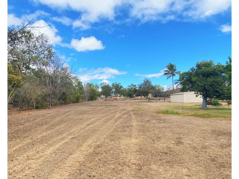 12 Beames Street, Mareeba QLD 4880