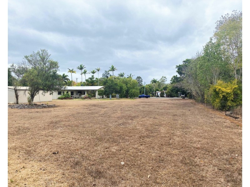 12 Beames Street, Mareeba QLD 4880