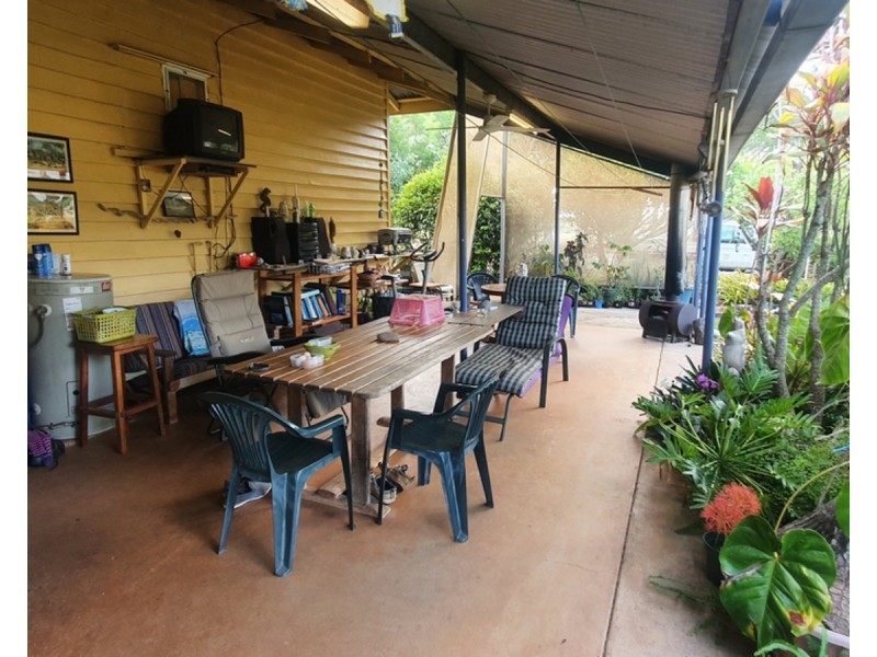 14 Swan Street, Mareeba QLD 4880