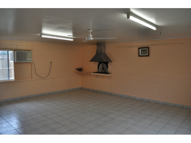 4 Jacinta Crescent, Mareeba QLD 4880