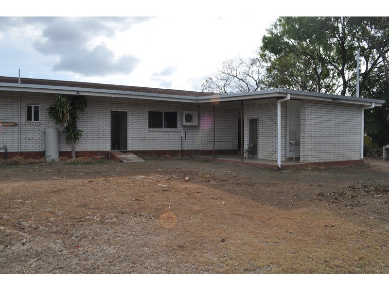 2 Barron Close, Mareeba QLD 4880