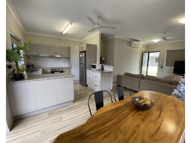 8/2-4 Strattmann Street, Mareeba QLD 4880