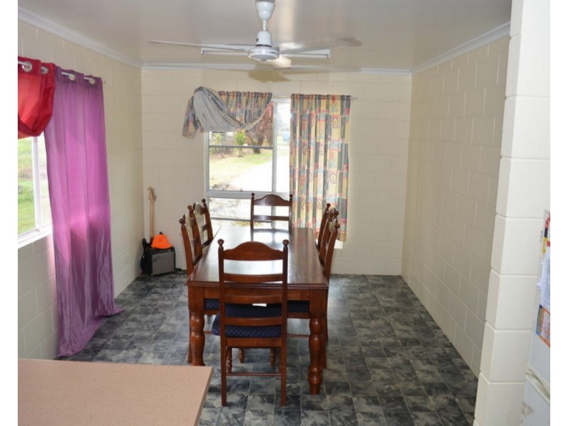 3 Kylie Close, Mareeba QLD 4880