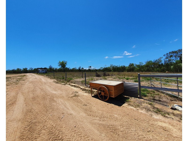 310 Shanty Creek, Mareeba QLD 4880