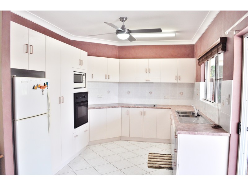 5 Debel Close, Mareeba QLD 4880