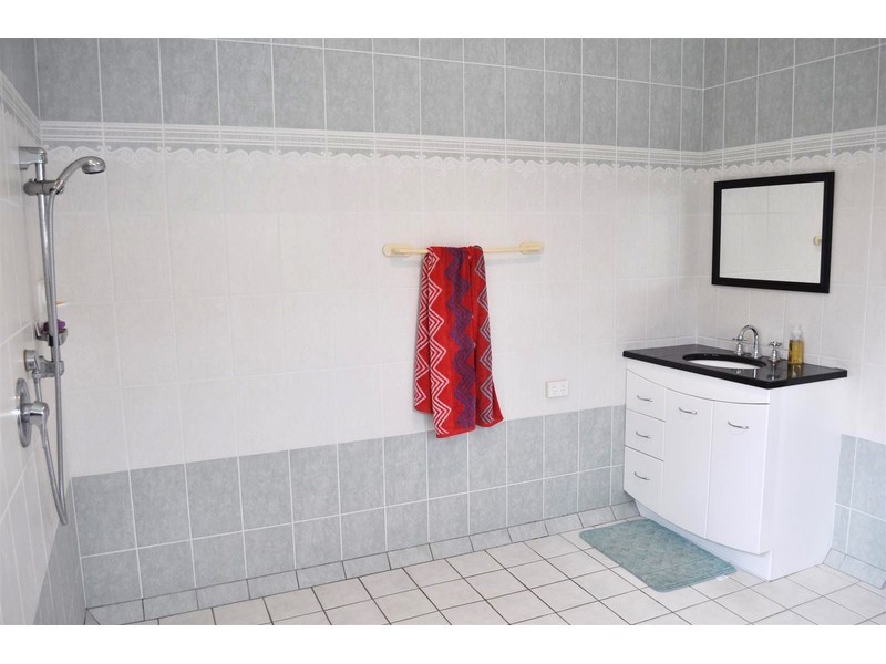 5 Debel Close, Mareeba QLD 4880
