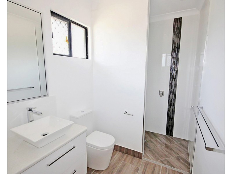 23 Karobean Drive, Mareeba QLD 4880