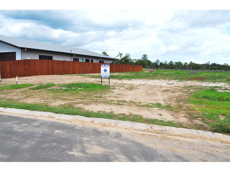 24 Yarrabee Close, Mareeba QLD 4880