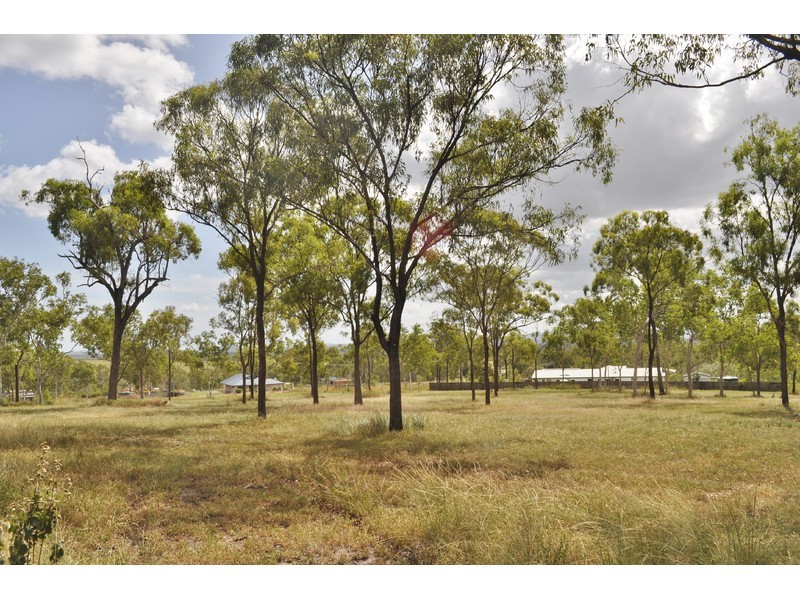 61 Rozel Close, Mareeba QLD 4880