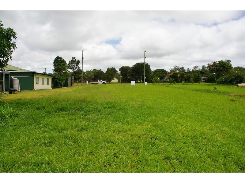 36 Main Street, Tolga QLD 4882