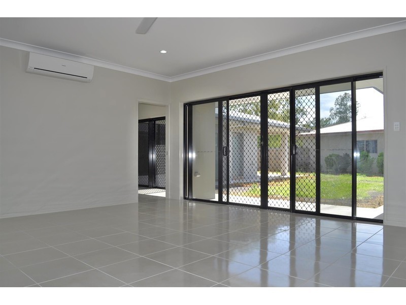 32 Amaroo Drive, Mareeba QLD 4880