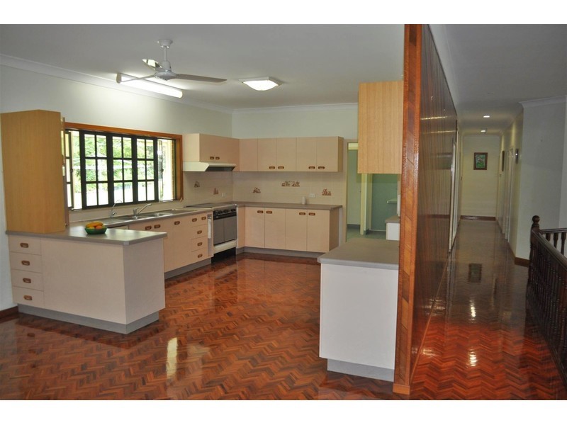 3 Raintree Close, Mareeba QLD 4880