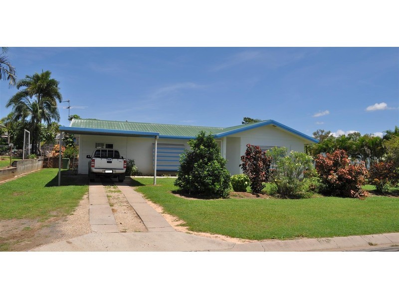 16 Palm Close, Mareeba QLD 4880