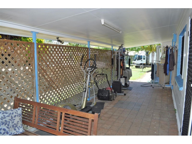 16 Palm Close, Mareeba QLD 4880