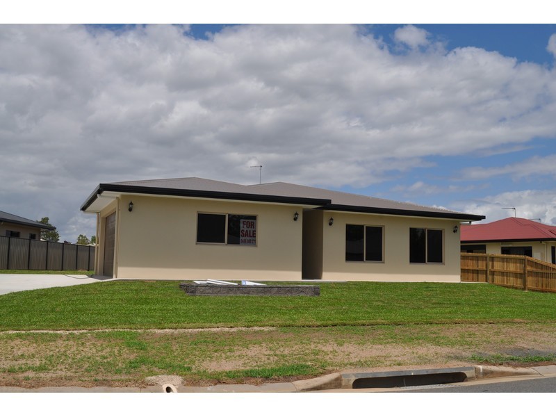 5 Amaroo Drive, Mareeba QLD 4880