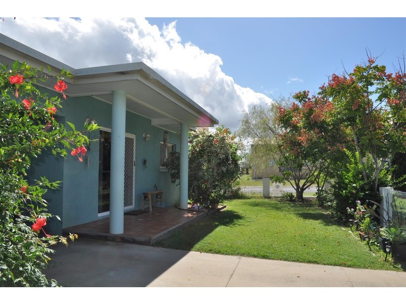 4/42 Strattmann Street, Mareeba QLD 4880