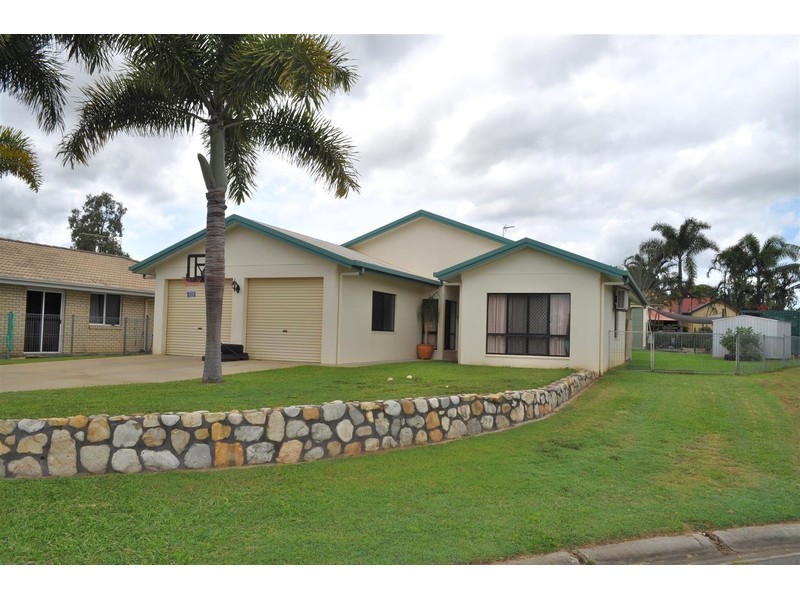 11 Mountain View Close, Mareeba QLD 4880