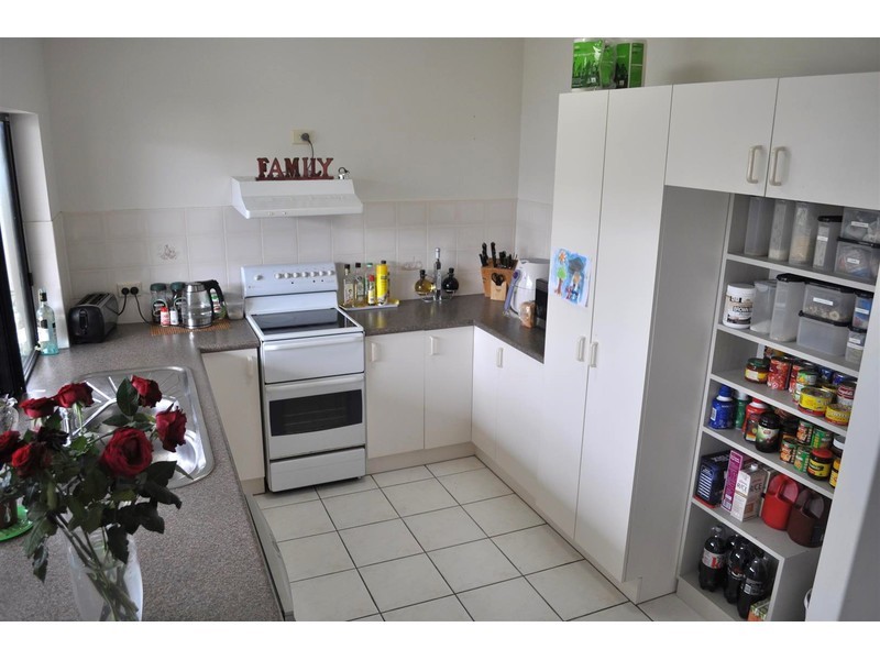 11 Mountain View Close, Mareeba QLD 4880