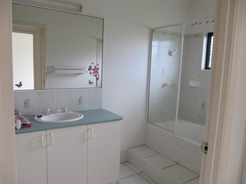 11 Mountain View Close, Mareeba QLD 4880