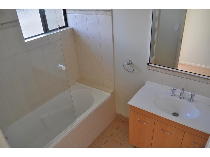 4 Leinster Drive, Mareeba QLD 4880