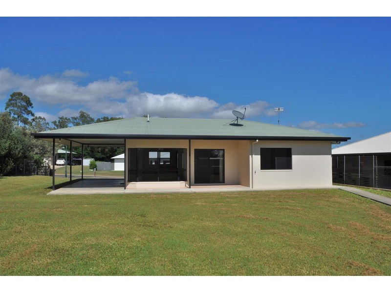 4 Leinster Drive, Mareeba QLD 4880
