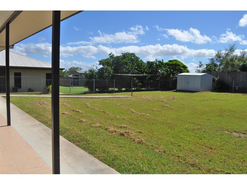 4 Leinster Drive, Mareeba QLD 4880