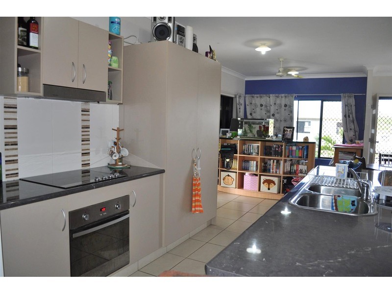 4 Michelina Close, Mareeba QLD 4880